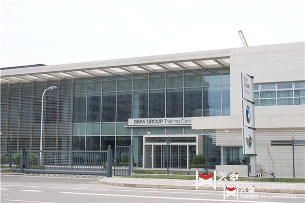 51門店自動門-寶馬培訓中心.JPG